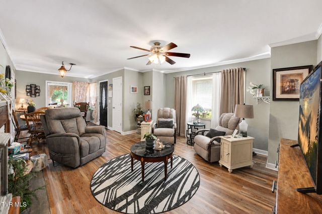 239 Gray Station Road, Johnson City, TN 37615