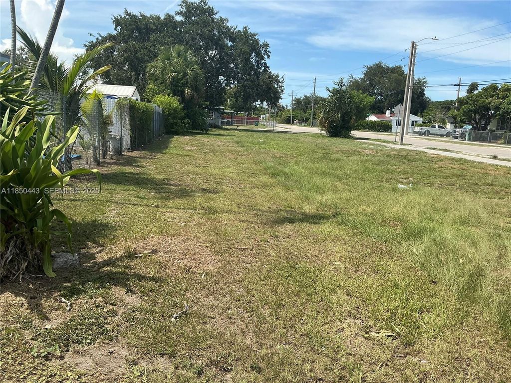 2503 NW 87th Street, Miami, FL 33147