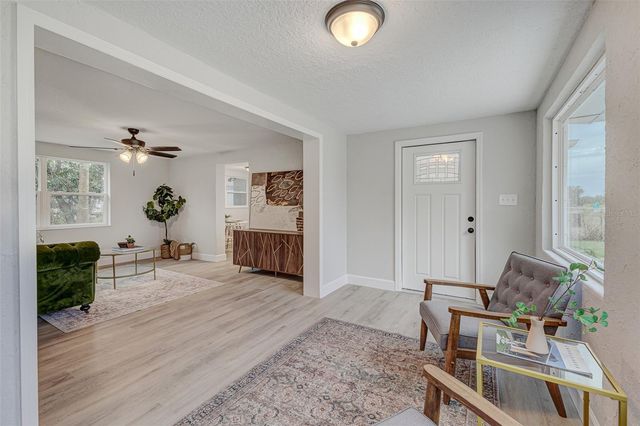 2810 W 10TH STREET, Lakeland, FL 33805