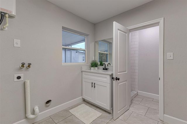 2810 W 10TH STREET, Lakeland, FL 33805