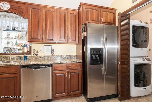 310 Pine Street, Union Beach, NJ 07735