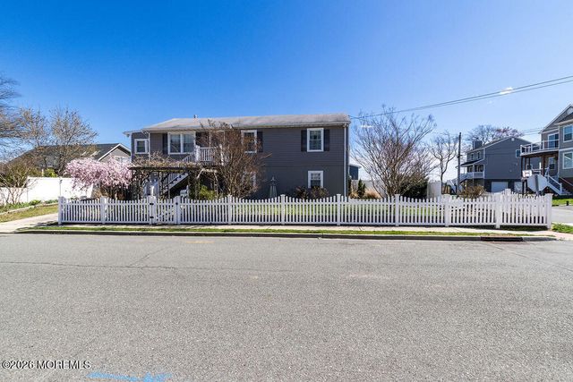 310 Pine Street, Union Beach, NJ 07735