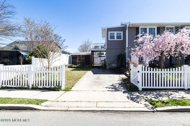 310 Pine Street, Union Beach, NJ 07735