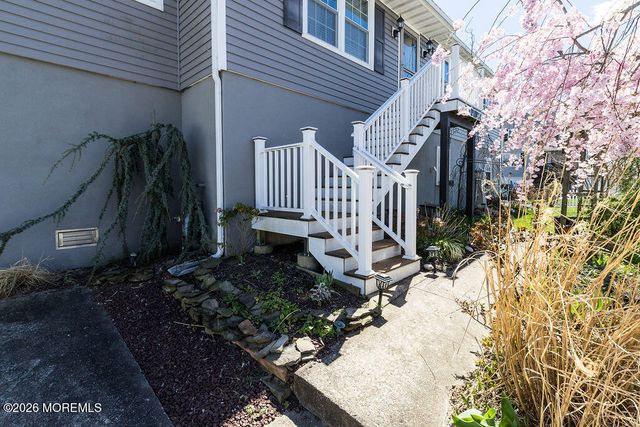 310 Pine Street, Union Beach, NJ 07735