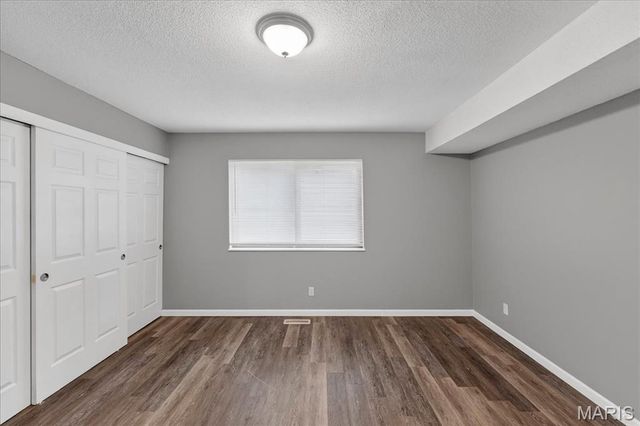 5227 Suntrail Drive, Black Jack, MO 63033