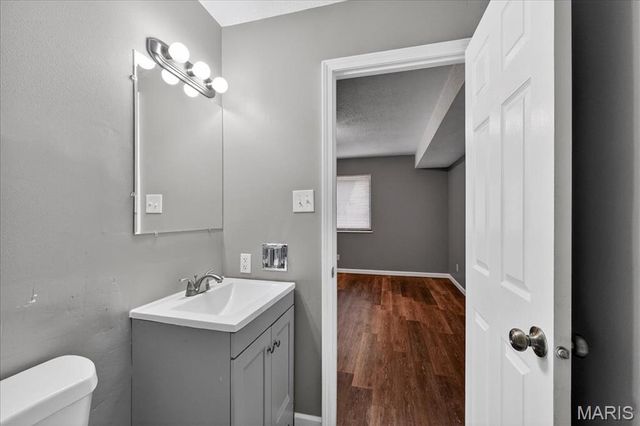 5227 Suntrail Drive, Black Jack, MO 63033