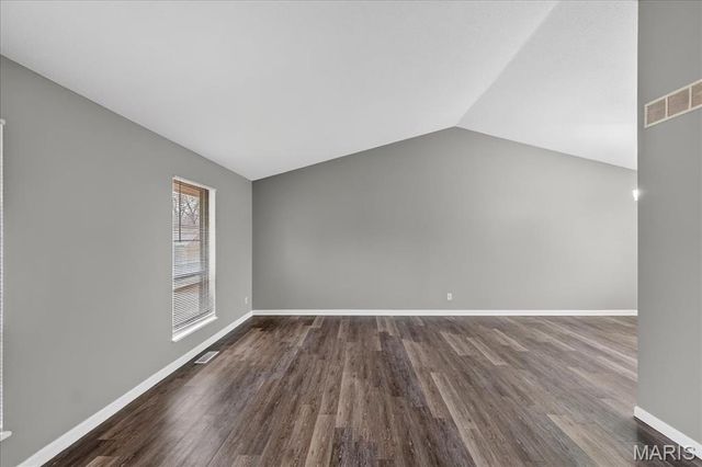 5227 Suntrail Drive, Black Jack, MO 63033