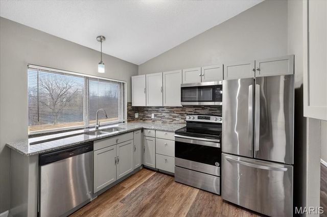 5227 Suntrail Drive, Black Jack, MO 63033