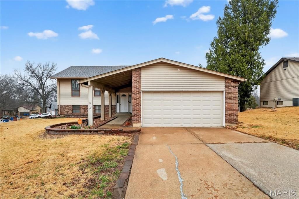 5227 Suntrail Drive, Black Jack, MO 63033