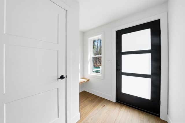 13 Sunridge Road, Windham, NH 03087