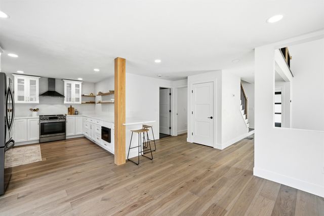 13 Sunridge Road, Windham, NH 03087