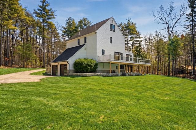 13 Sunridge Road, Windham, NH 03087