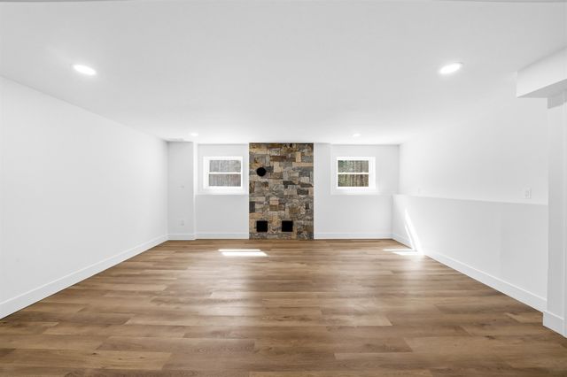 13 Sunridge Road, Windham, NH 03087