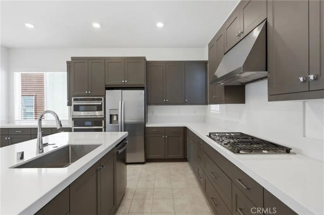 158 Restore, Irvine, CA 92618