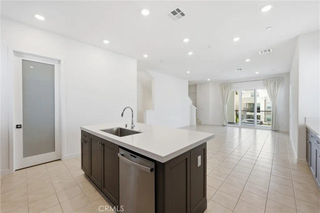 158 Restore, Irvine, CA 92618