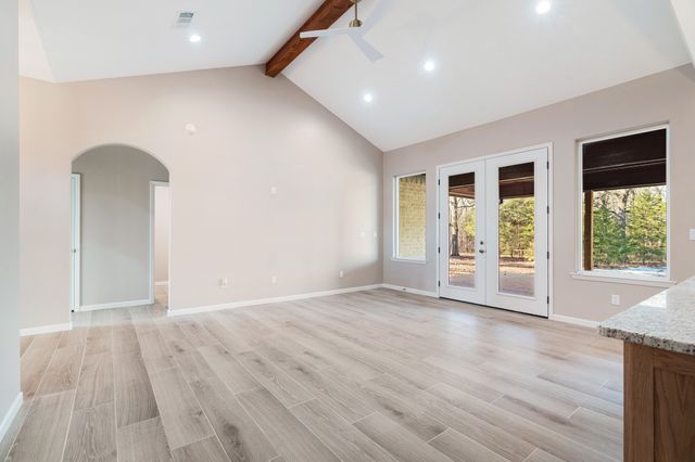 315 CR 33940, Powderly, TX 75473