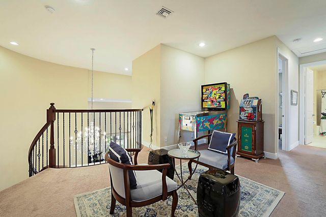 119 Manor Circle, Jupiter, FL 33458