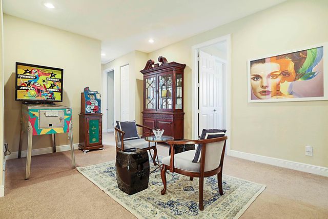 119 Manor Circle, Jupiter, FL 33458