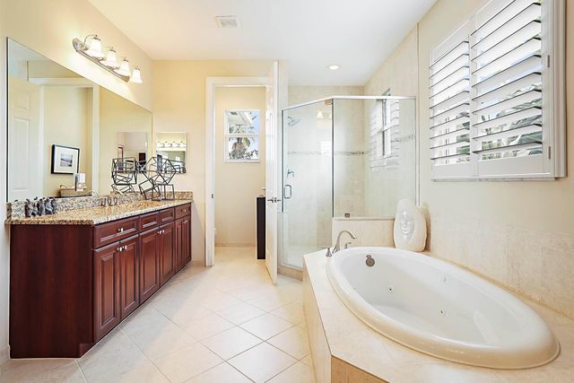 119 Manor Circle, Jupiter, FL 33458