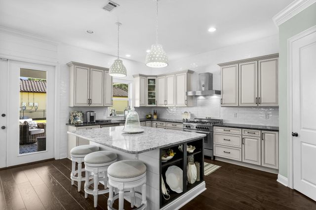 1007 Emerald Bay Drive, Destin, FL 32541