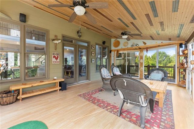 4514 Meadowland Way, Flowery Branch, GA 30542