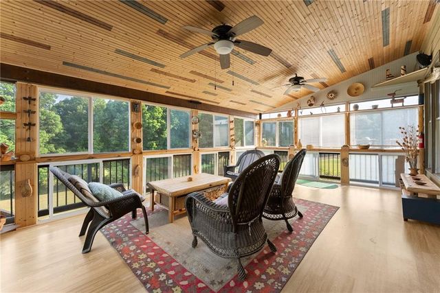 4514 Meadowland Way, Flowery Branch, GA 30542