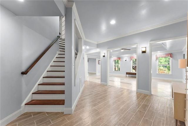 4514 Meadowland Way, Flowery Branch, GA 30542