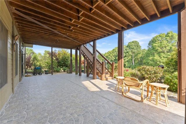 4514 Meadowland Way, Flowery Branch, GA 30542