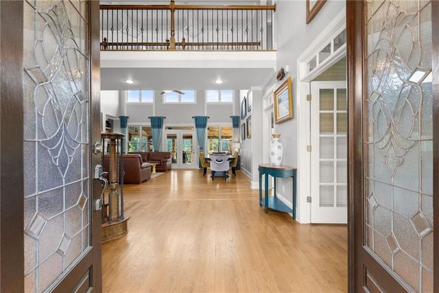 4514 Meadowland Way, Flowery Branch, GA 30542