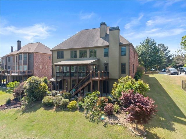 4514 Meadowland Way, Flowery Branch, GA 30542