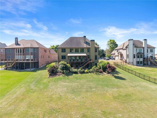 4514 Meadowland Way, Flowery Branch, GA 30542