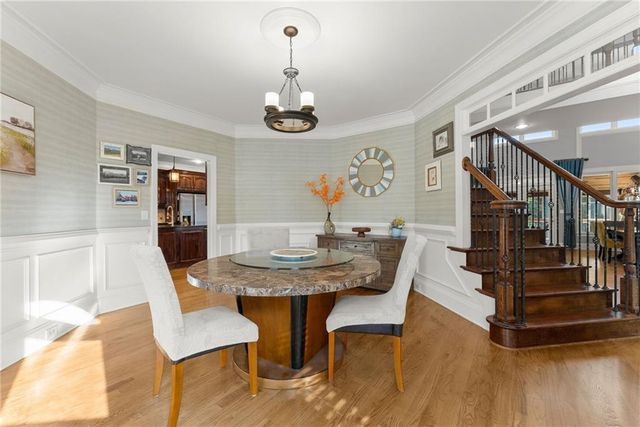 4514 Meadowland Way, Flowery Branch, GA 30542