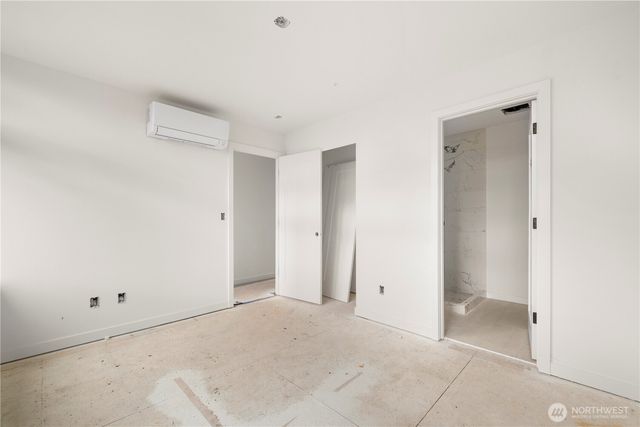 1136 B NW 57th Street, Seattle, WA 98107