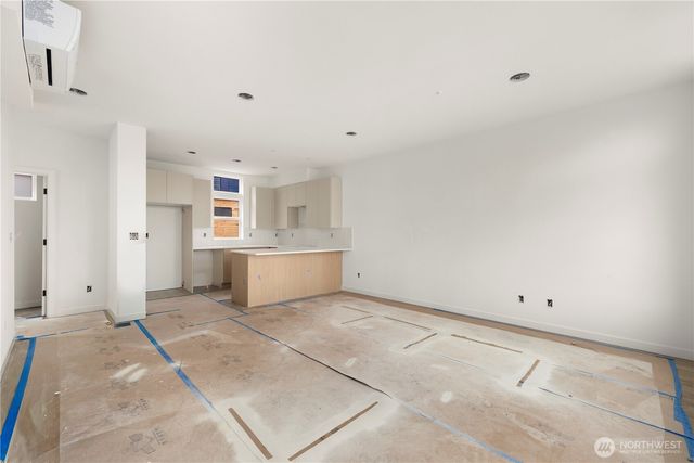 1136 B NW 57th Street, Seattle, WA 98107