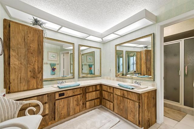 2364 VIOLET PL, Palm Harbor, FL 34685