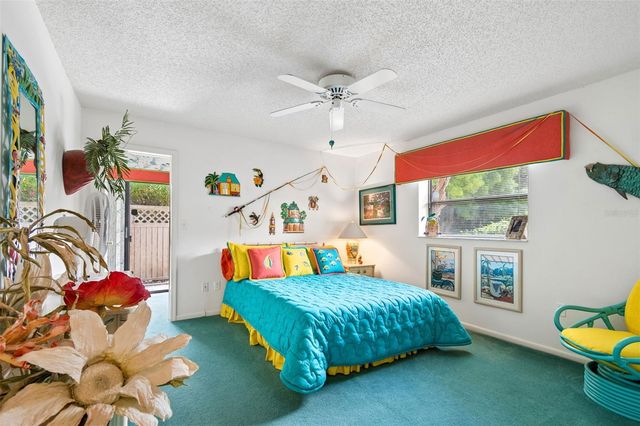 2364 VIOLET PL, Palm Harbor, FL 34685