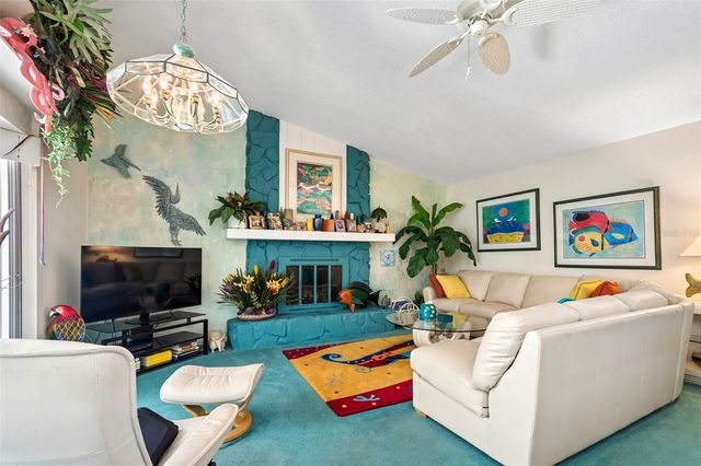 2364 VIOLET PL, Palm Harbor, FL 34685
