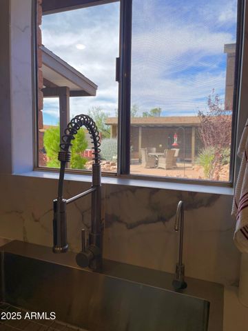 110 NIGHTHAWK Avenue, Bisbee, AZ 85603