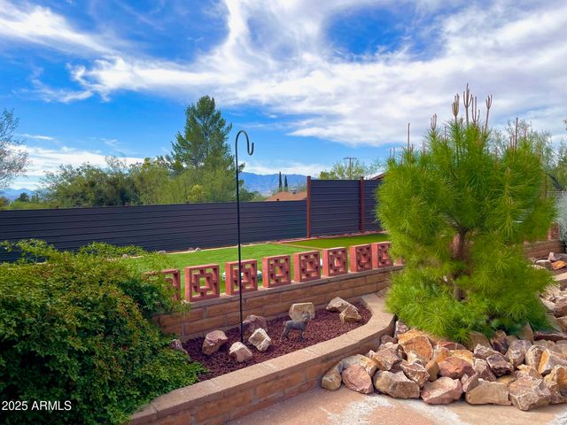 110 NIGHTHAWK Avenue, Bisbee, AZ 85603