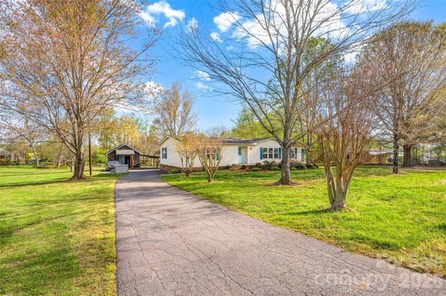 5708 Harwell Road, Catawba, NC 28609