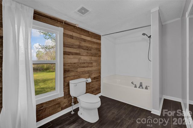 5708 Harwell Road, Catawba, NC 28609