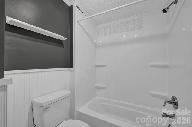 5708 Harwell Road, Catawba, NC 28609