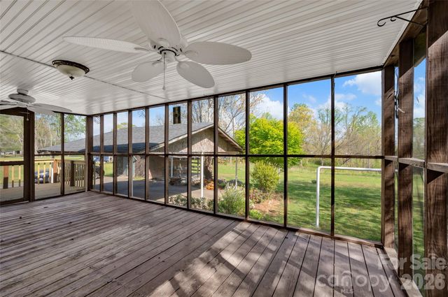 5708 Harwell Road, Catawba, NC 28609