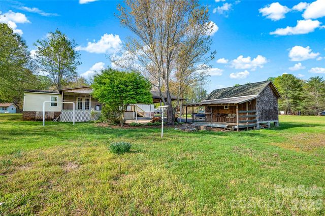 5708 Harwell Road, Catawba, NC 28609