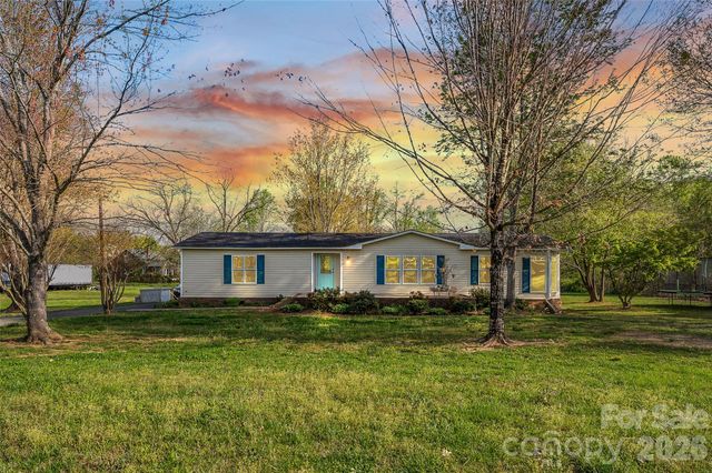 5708 Harwell Road, Catawba, NC 28609