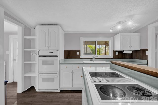 5708 Harwell Road, Catawba, NC 28609