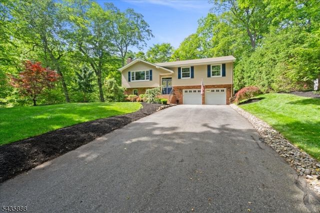 2 Glen Ter, Montville Twp., NJ 07045