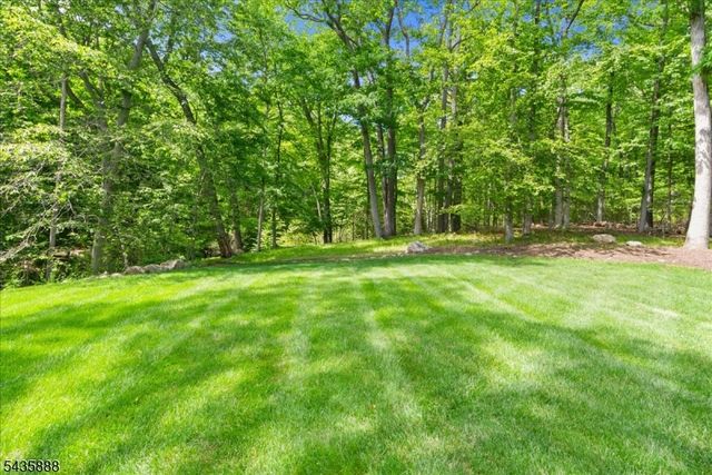 2 Glen Ter, Montville Twp., NJ 07045