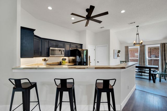 12200 Rolling Ridge Drive, Fort Worth, TX 76028