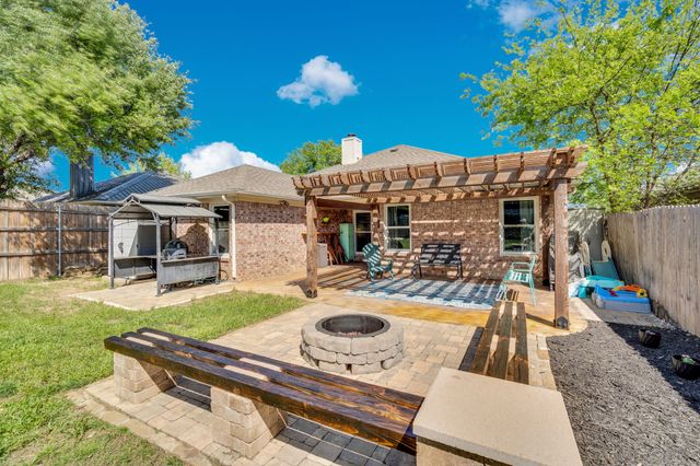 12200 Rolling Ridge Drive, Fort Worth, TX 76028